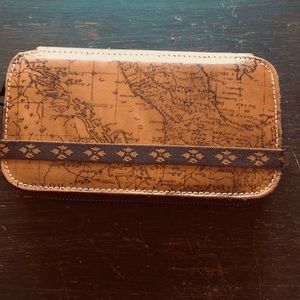 Patricia Nash Oria zip Map Wallet
